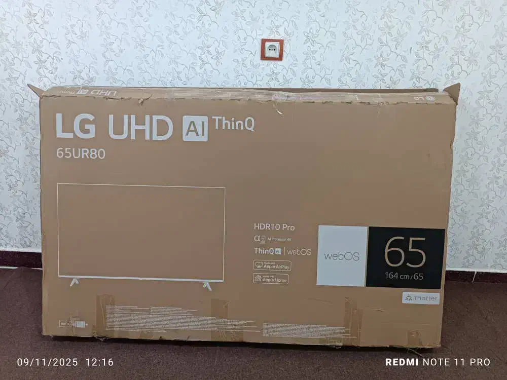 یک عدد کارتون تلویزیون ۶۵ اینچ الجی|تلویزیون و پروژکتور|شوشتر, |دیوار