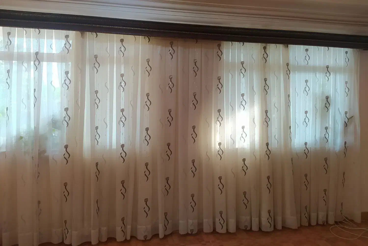 پرده پذیرایی|پرده، رانر، رومیزی|رشت, آتشگاه|دیوار