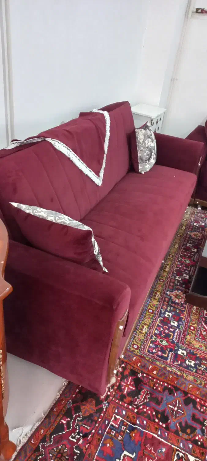 مبل ۸نفره تخت شو|مبلمان خانگی و میز عسلی|مراغه, |دیوار