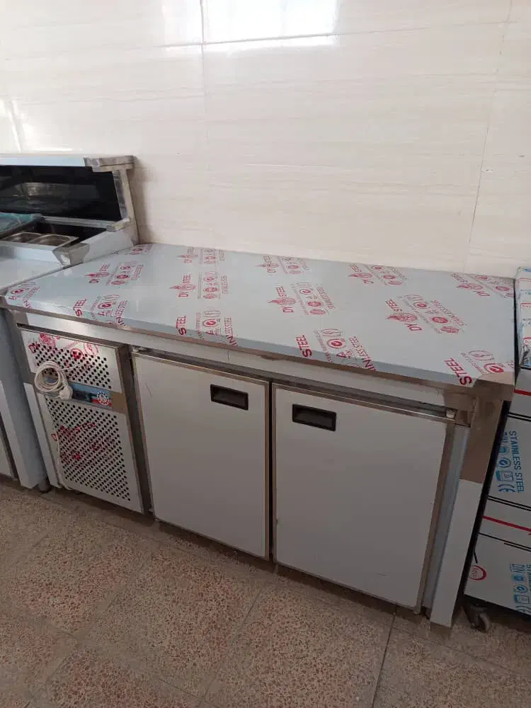 میز کار زیر یخچال /میز کار زیر فریزر|کافیشاپ و رستوران|پردیس, فاز ۲|دیوار