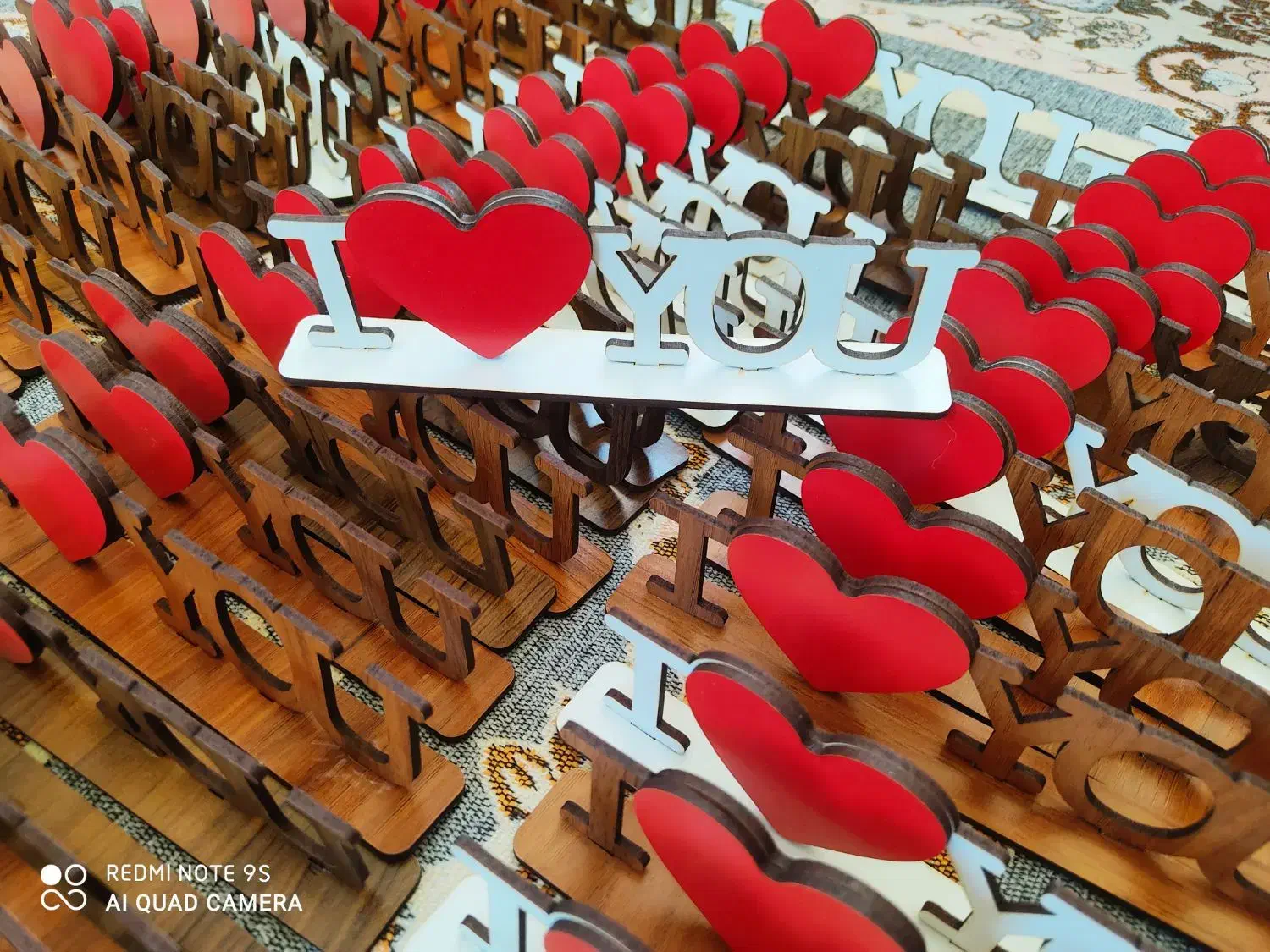 استند چوبی لاو|مجسمه، تندیس، ماکت|فردوس (خراسان), |دیوار