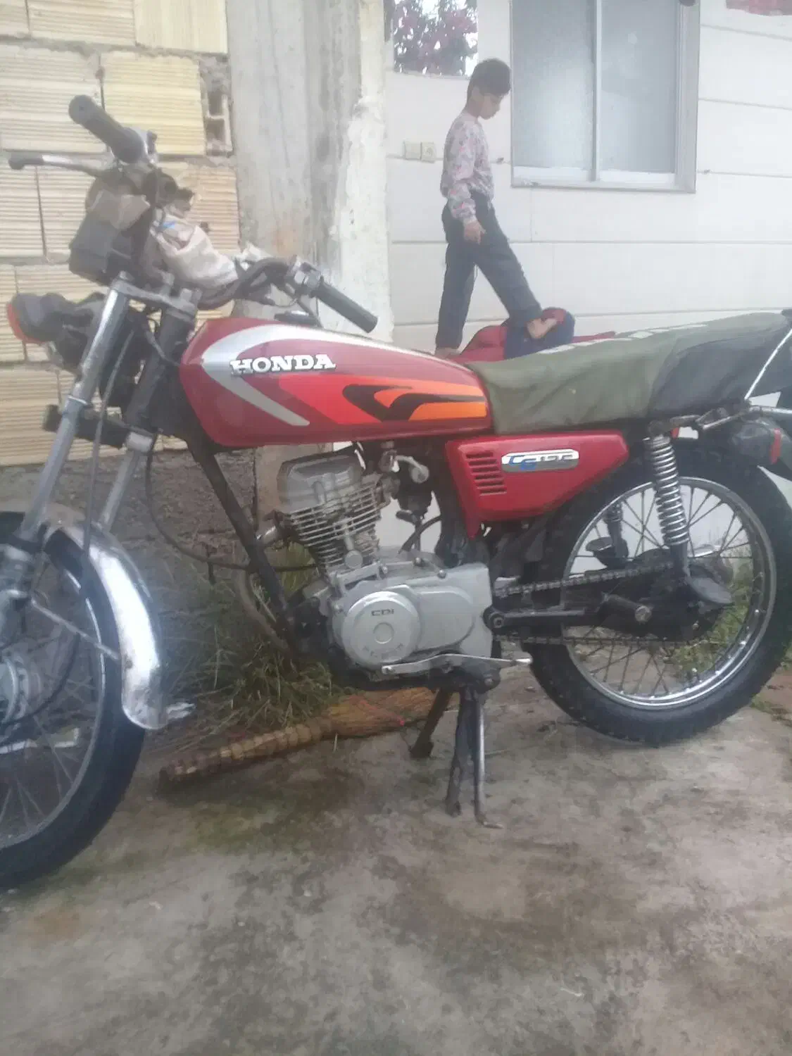 آخر۸۹ تمیز هیرمن سیدایی بدون خرج تازه ۱۰میلیون خرج|موتورسیکلت|لیسار, |دیوار