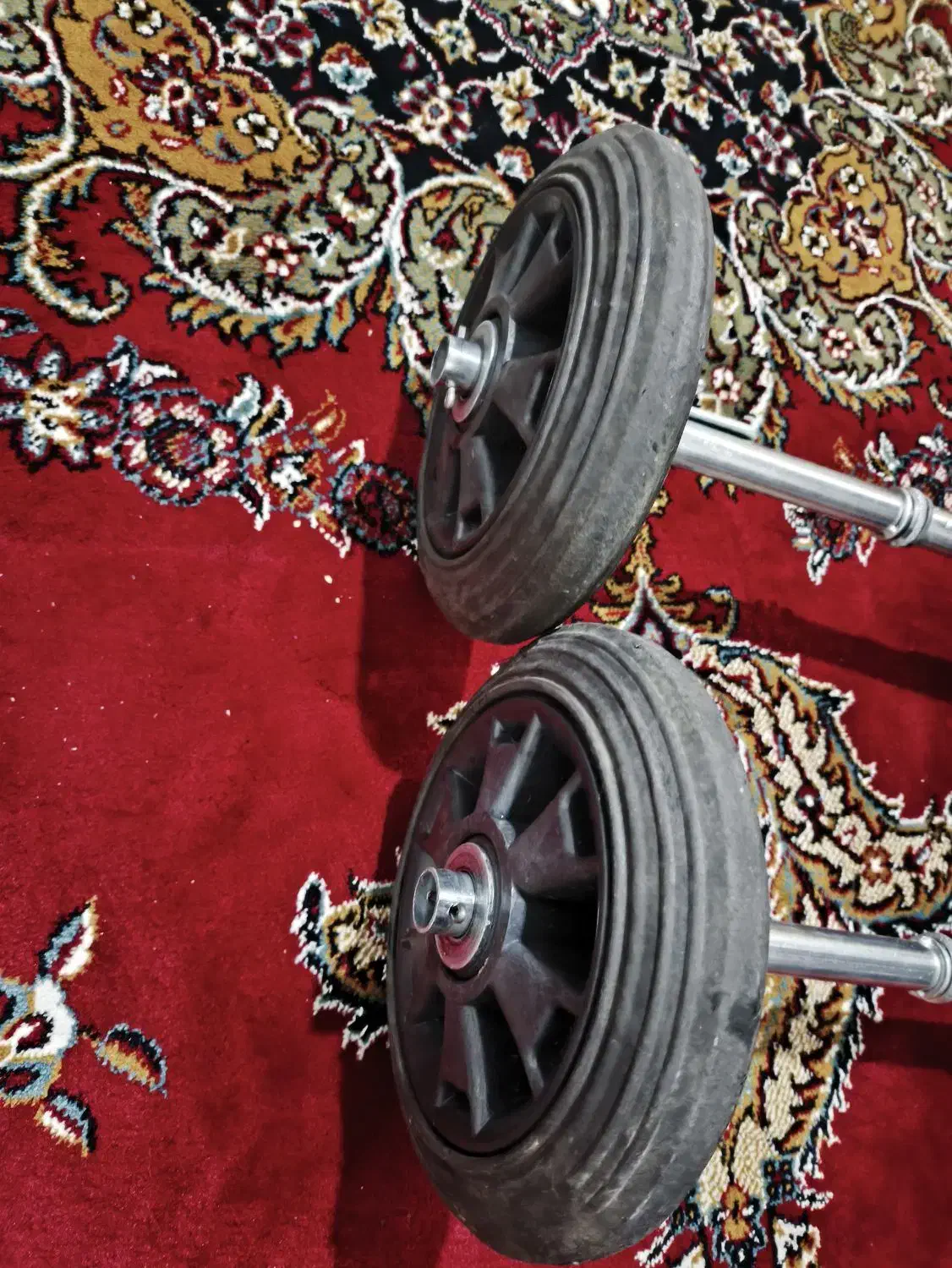 چرخ طبل نو نو|درام و پرکاشن|محمدشهر, محمدشهر|دیوار