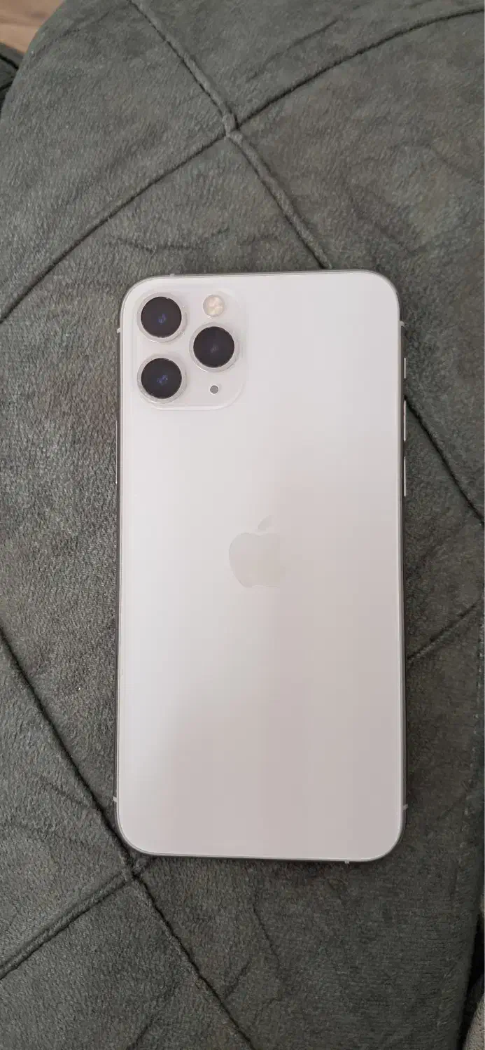 11pro  256|موبایل|صومعه‌سرا, |دیوار