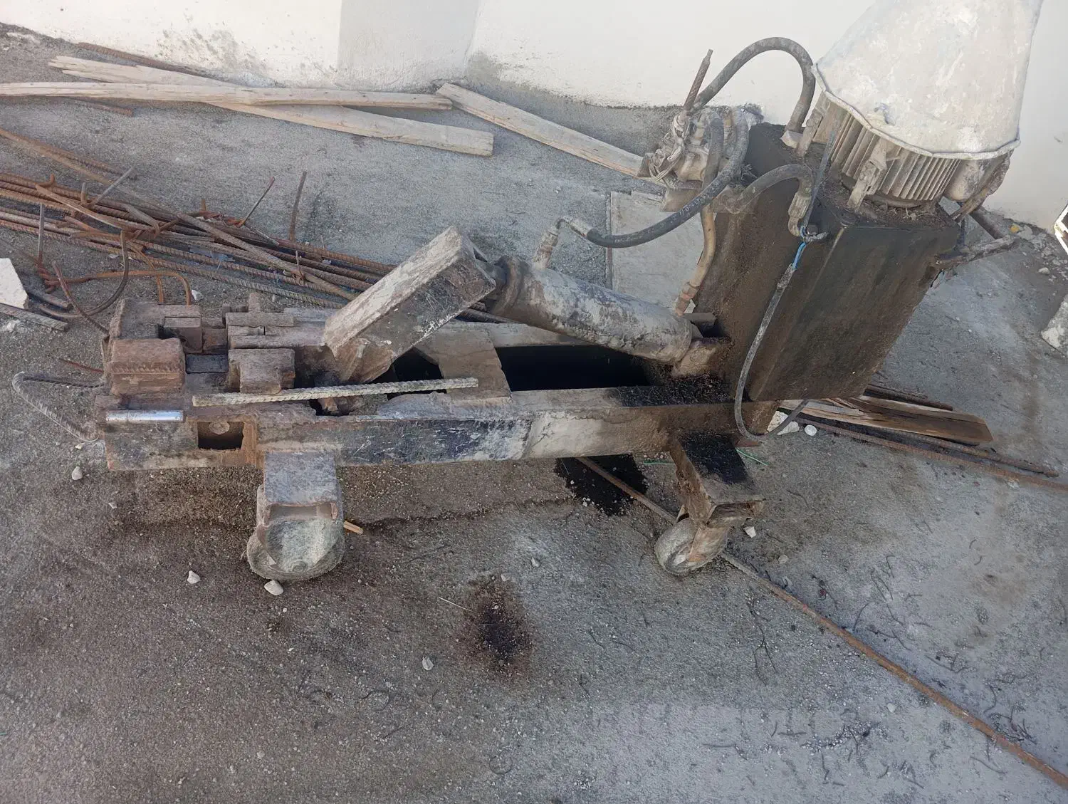 قیچی برقی  میلگرد بر|ماشین‌آلات صنعتی|ماهدشت, |دیوار