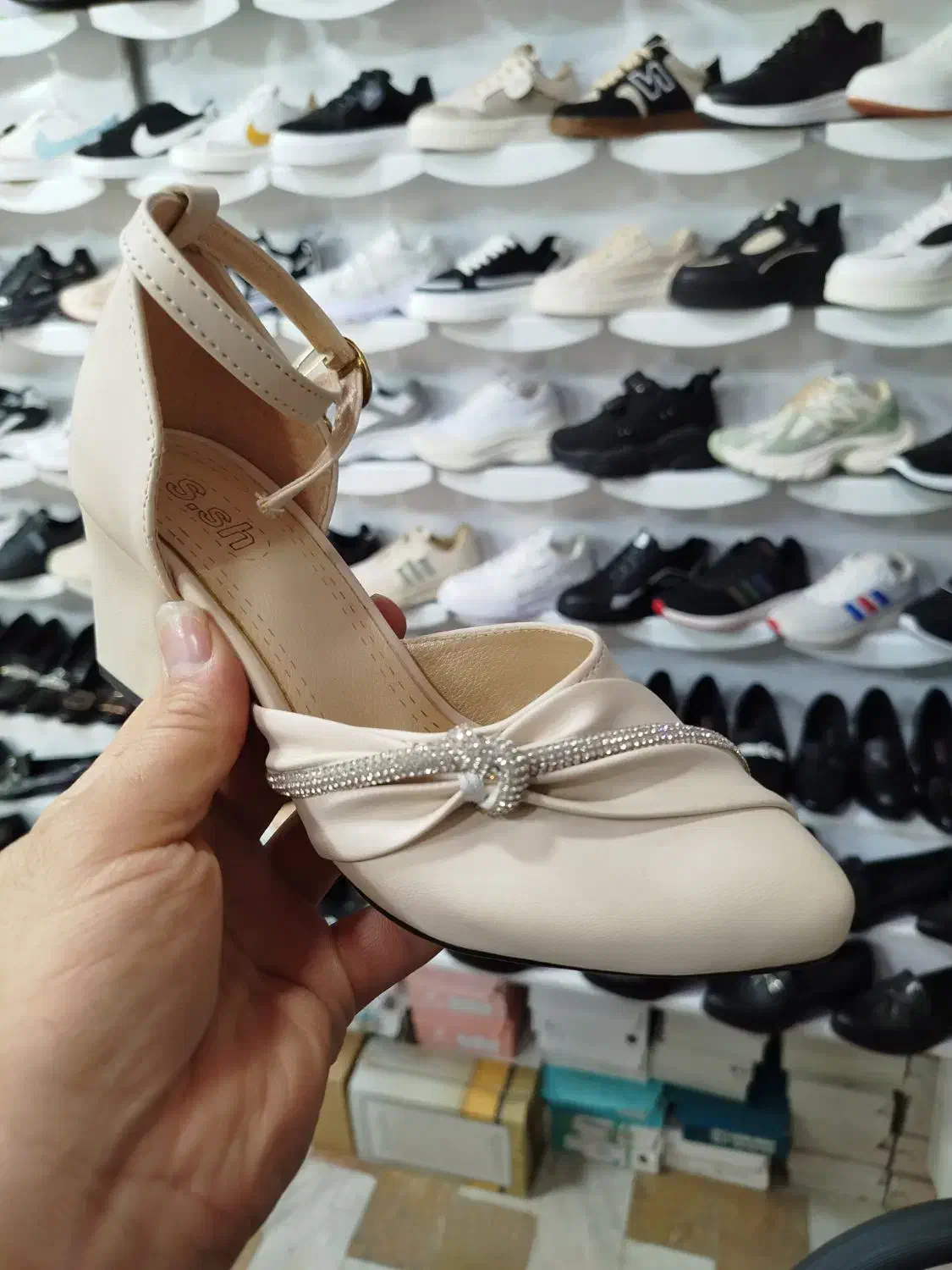 کفش مجلسی|کیف، کفش، کمربند|پارسآباد, |دیوار