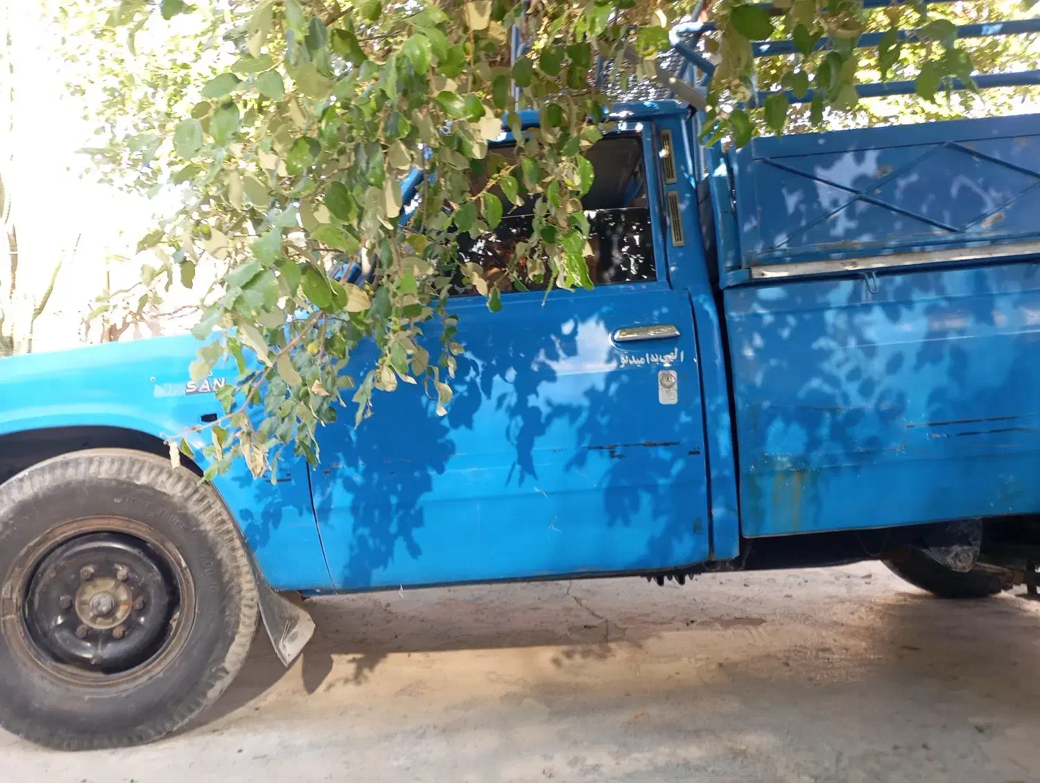 اطاق جلو تعویض برای آفتاب سوختگی با هماهنگی یگان|خودرو سواری و وانت|خورموج, |دیوار