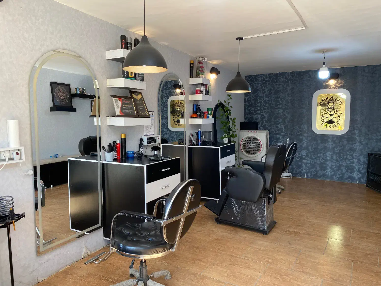 لوازم ارایشگاه مردانه|آرایشگاه و سالن‌های زیبایی|اصفهان, طاحونه|دیوار