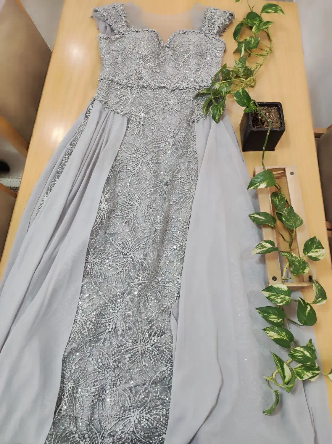 لباس مجلسی مزونی|لباس|دوگنبدان, |دیوار