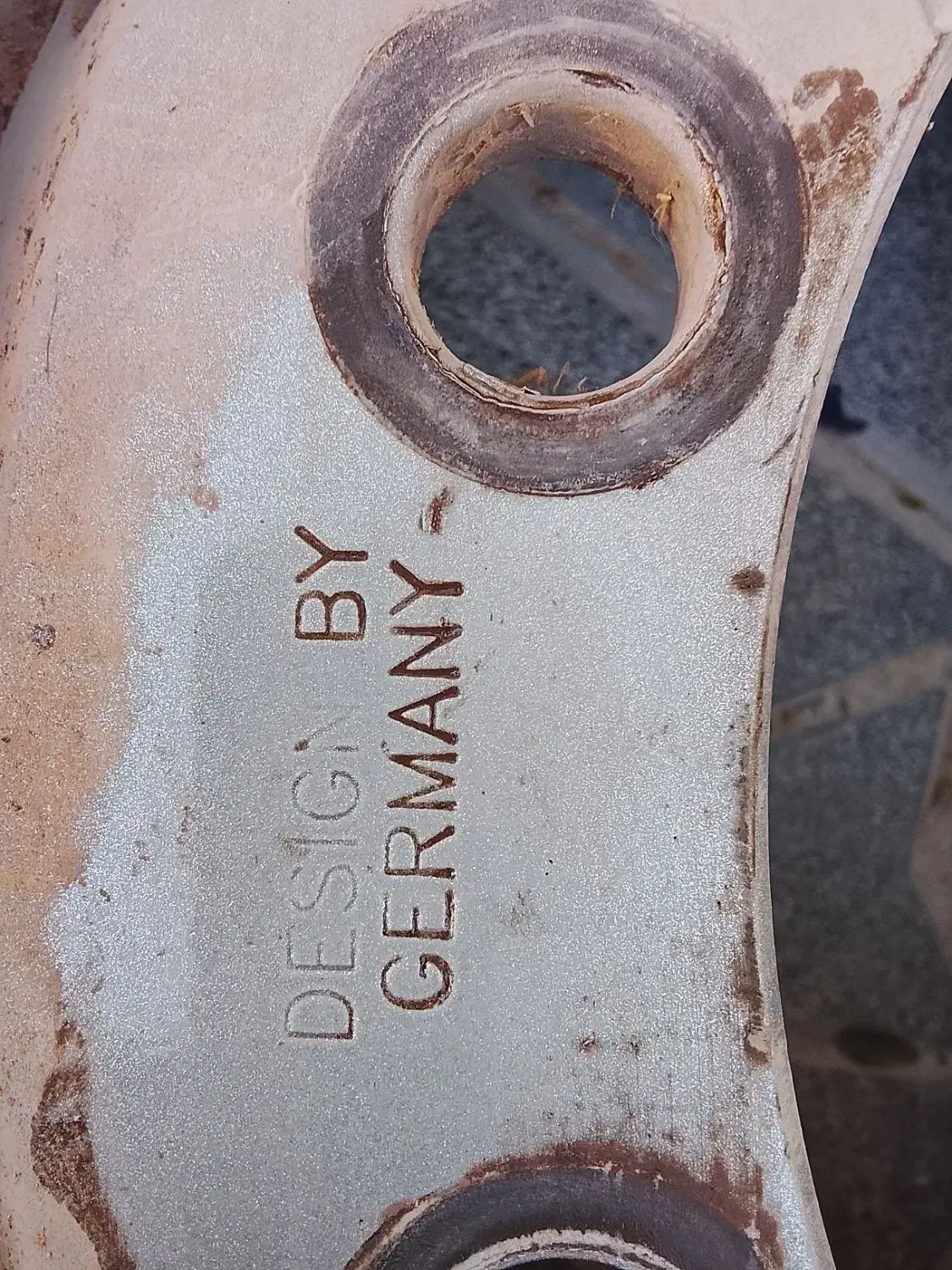 رینگ کفی تریلی|قطعات یدکی و لوازم جانبی|تربتحیدریه, آسایش|دیوار