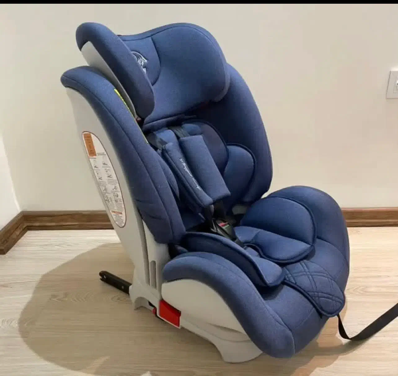 صندلی ماشین ۳۶۰درجه|تخت و صندلی بچه|آمل, |دیوار