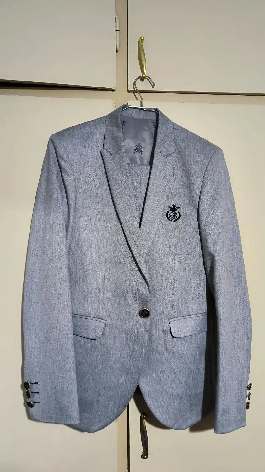 کت و شلوار مردانه|لباس|پرند, فاز ۲|دیوار