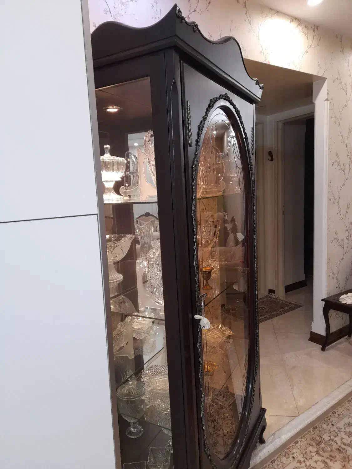 بوفه چوبی در حد نو|بوفه، ویترین، کنسول|تهران, دهم فروردین|دیوار