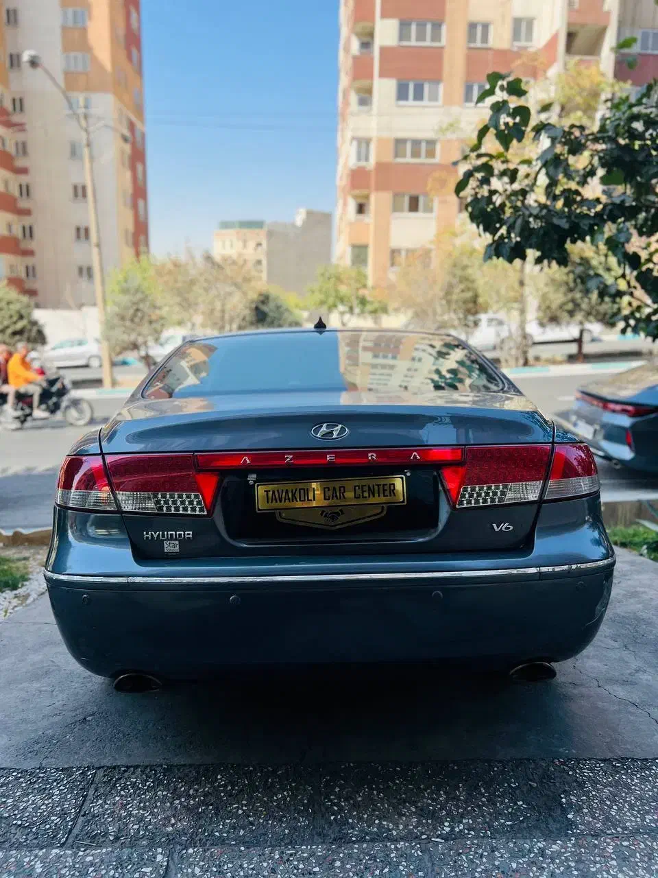 هیوندا آزرا خاکستری۲۰۱۰|خودرو سواری و وانت|تهران, زعفرانیه|دیوار