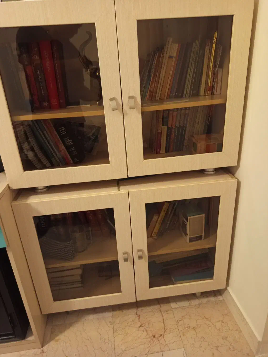 کتابخانه دو طبقه و یک عدد میز کامپیوتر|کتابخانه، شلف، قفسههای دیواری|تهران, تهرانپارس غربی|دیوار