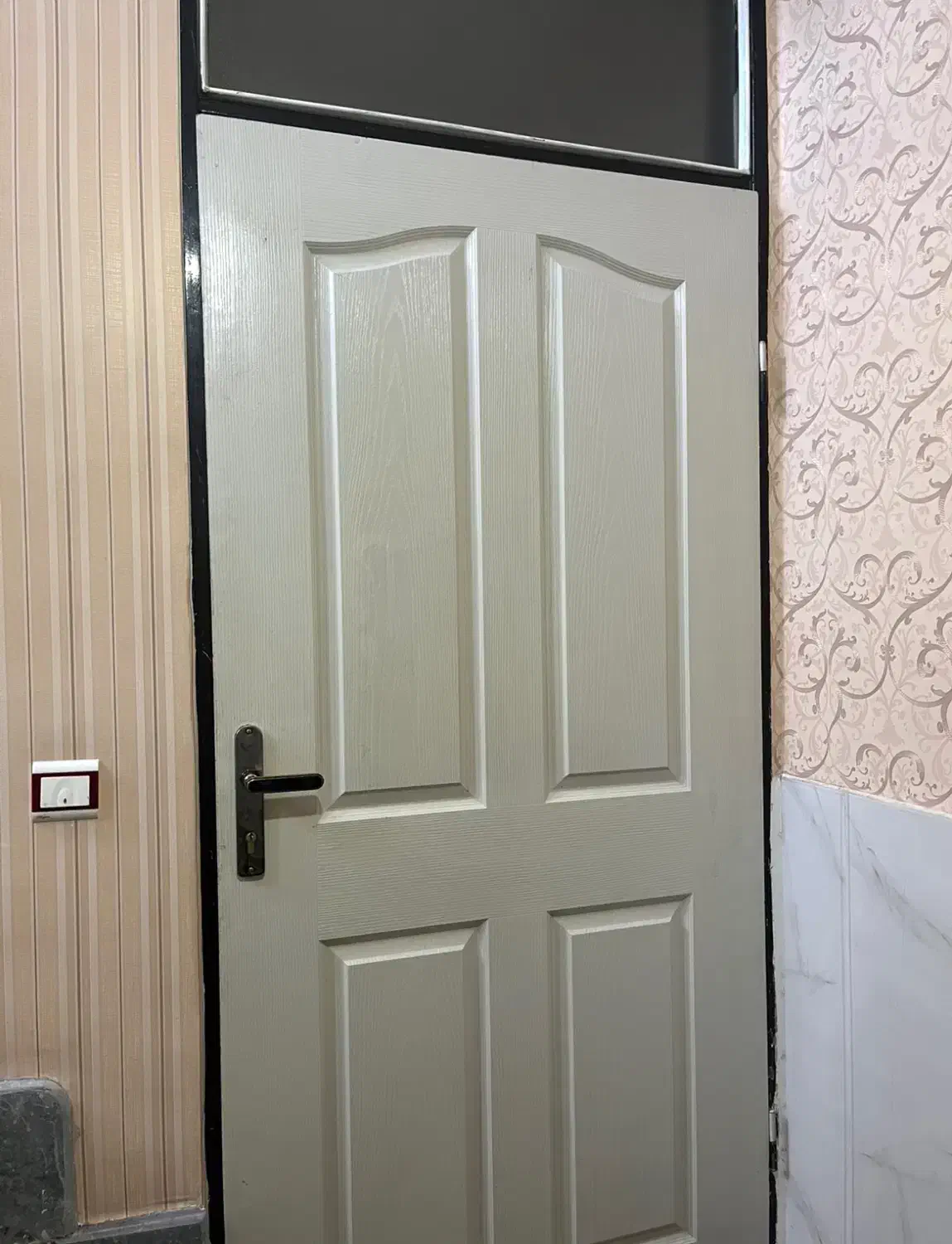 درب|مصالح و تجهیزات ساختمان|اهر, |دیوار