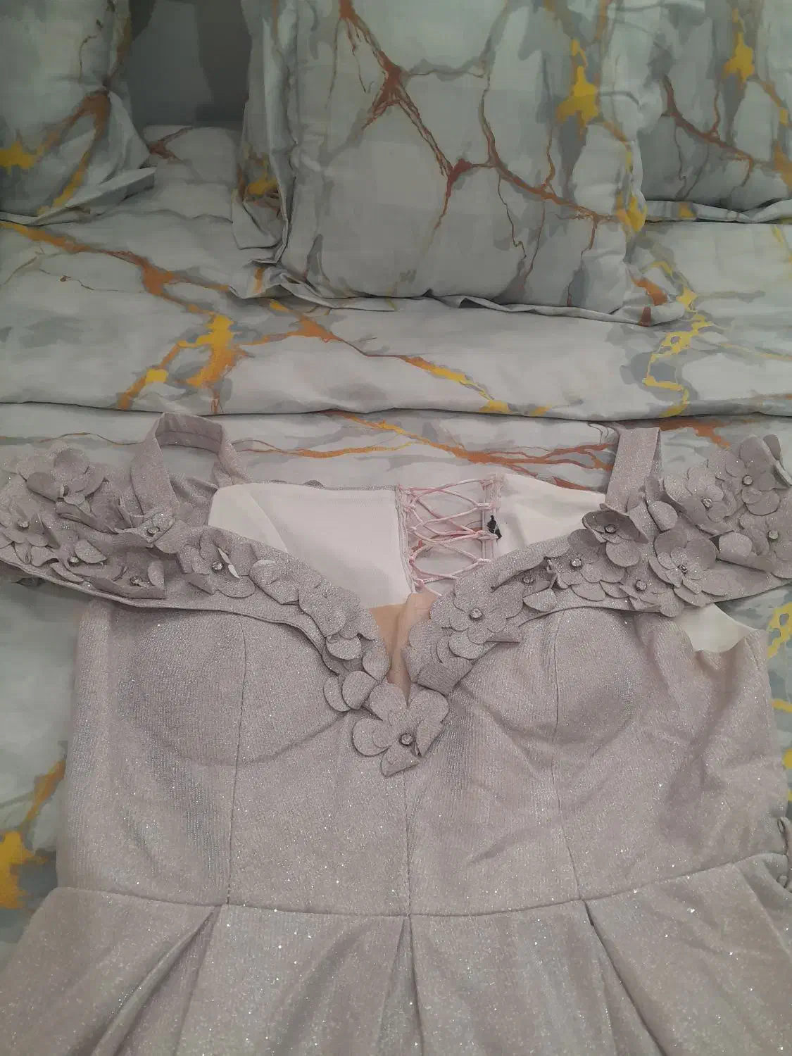 دو دست پیراهن مجلسی|لباس|اردبیل, |دیوار