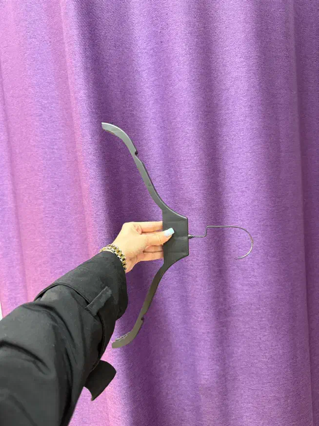 چوبکار مشکی|بندرخت و رخت‌آویز|گرگان, |دیوار