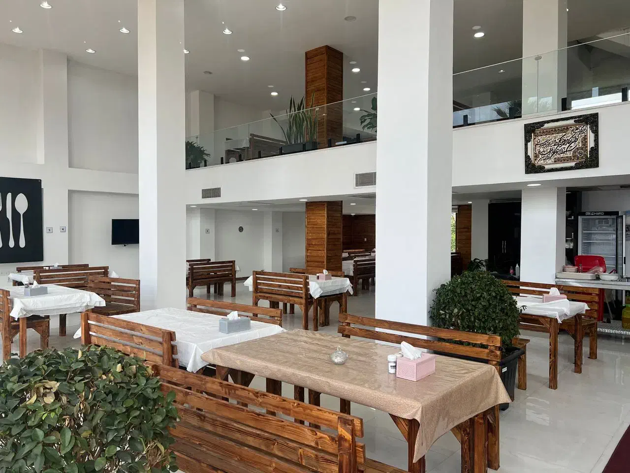 اجاره مغازه با ۱۰۰۰مترسی سنگان/ کد ۴۲۲۷( سالار)|اجارهٔ مغازه و غرفه|نوشهر, |دیوار