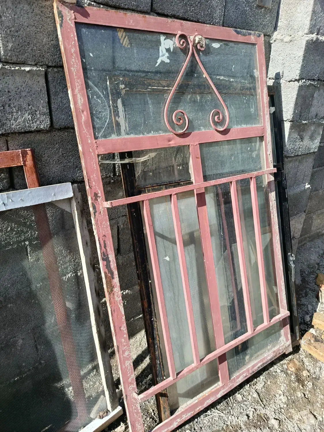 پنجره آهنی|مصالح و تجهیزات ساختمان|ارومیه, |دیوار