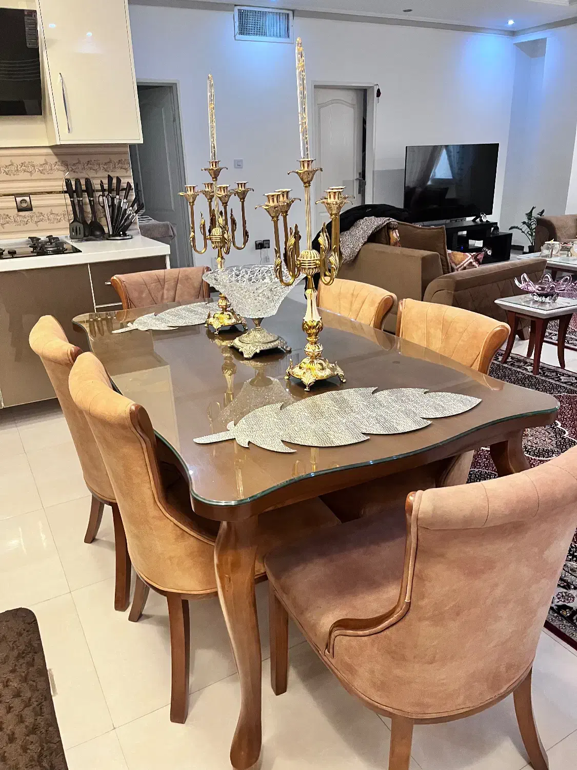 ناهارخوری شش نفره تمام چوب راش|میز و صندلی غذاخوری|اندیشه, اندیشه فاز ۴|دیوار