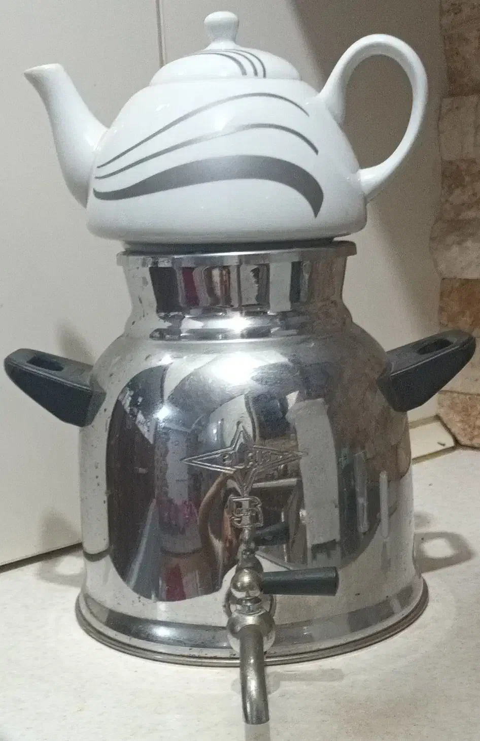 کتری و قوری . .|قوری، کتری، قهوهساز دستی|کرج, استاندارد|دیوار