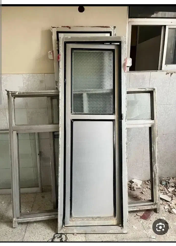 فروش و خرید ضایعات درب وپنجره آلمینیوم درب منزل|عمدهفروشی|بندرعباس, |دیوار
