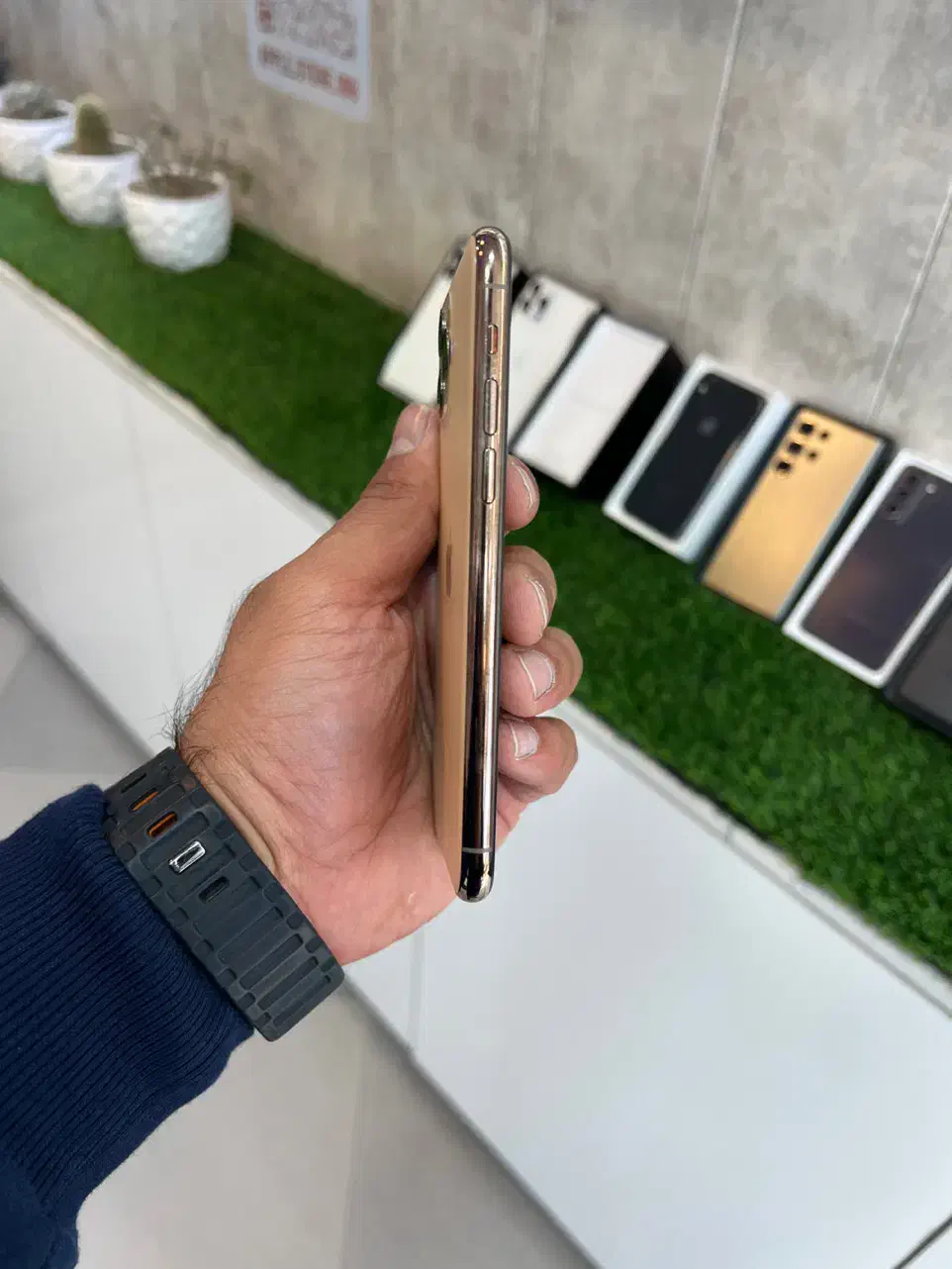 ایفون ۱۱ پرو ۲۵۶ گیگ تمیز|موبایل|کرج, اصفهانیها|دیوار