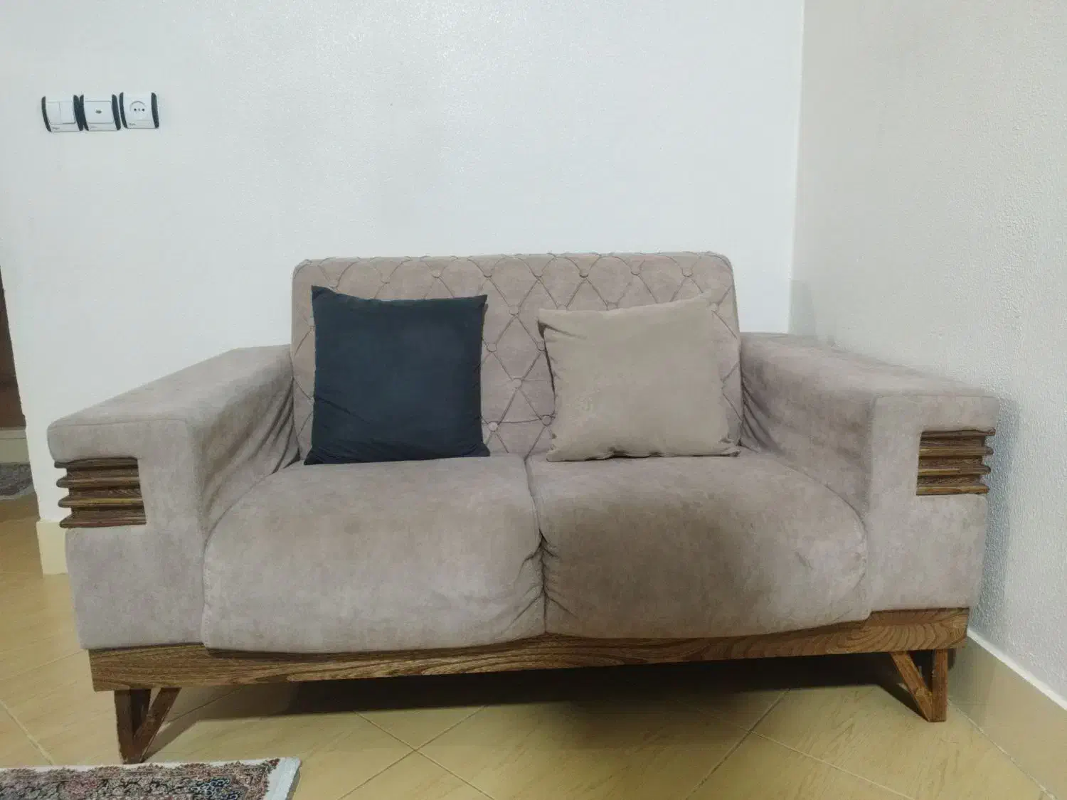 مبل راحتی 7نفره .|مبلمان خانگی و میز عسلی|شاهینشهر, چمران|دیوار