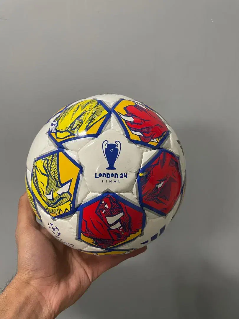 توپ فوتسال سایز ۴|ورزش‌های توپی|قم, نیروگاه|دیوار