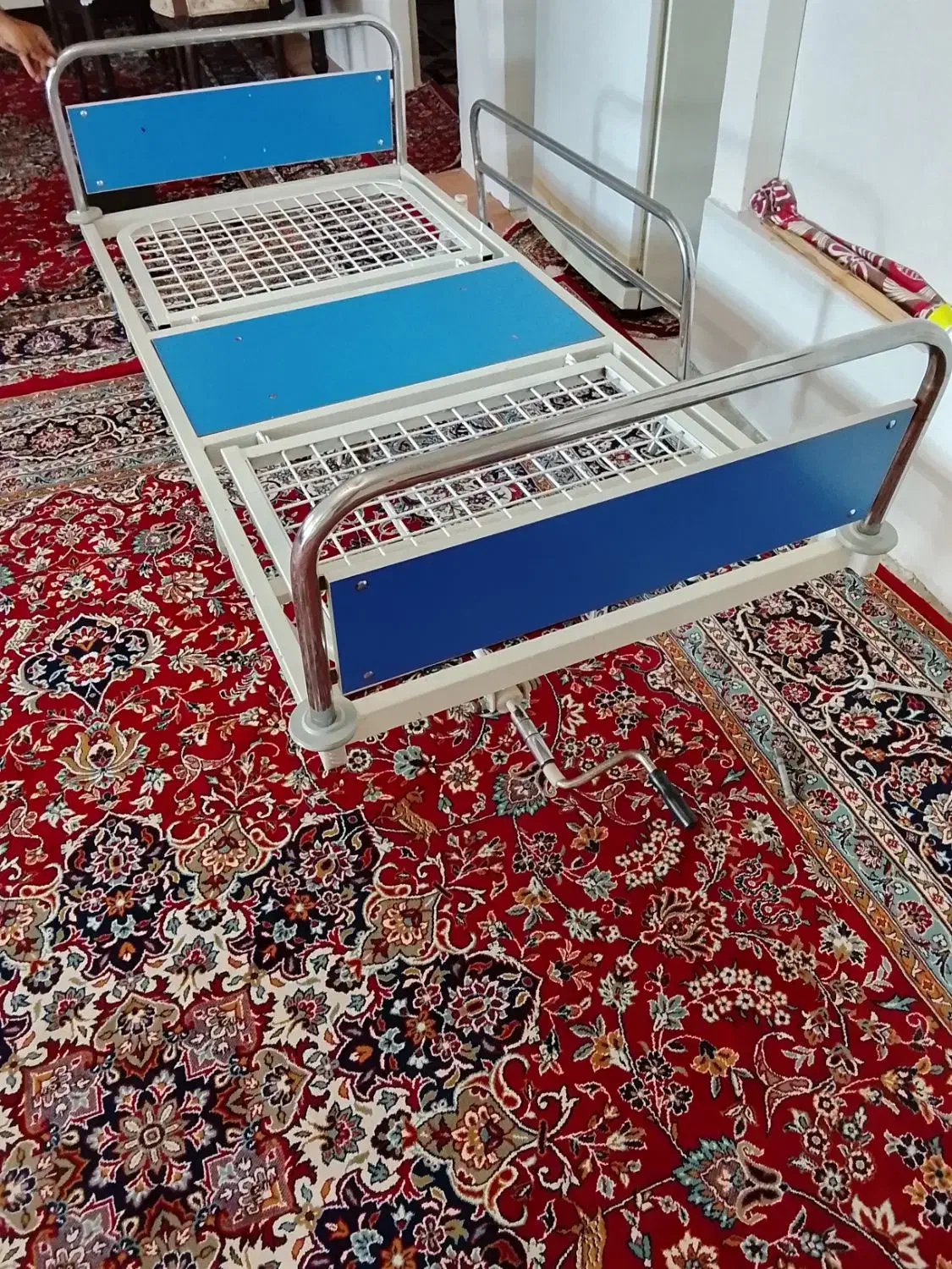 تخت بیمارستانی|آرایشی، بهداشتی، درمانی|رودهن, |دیوار