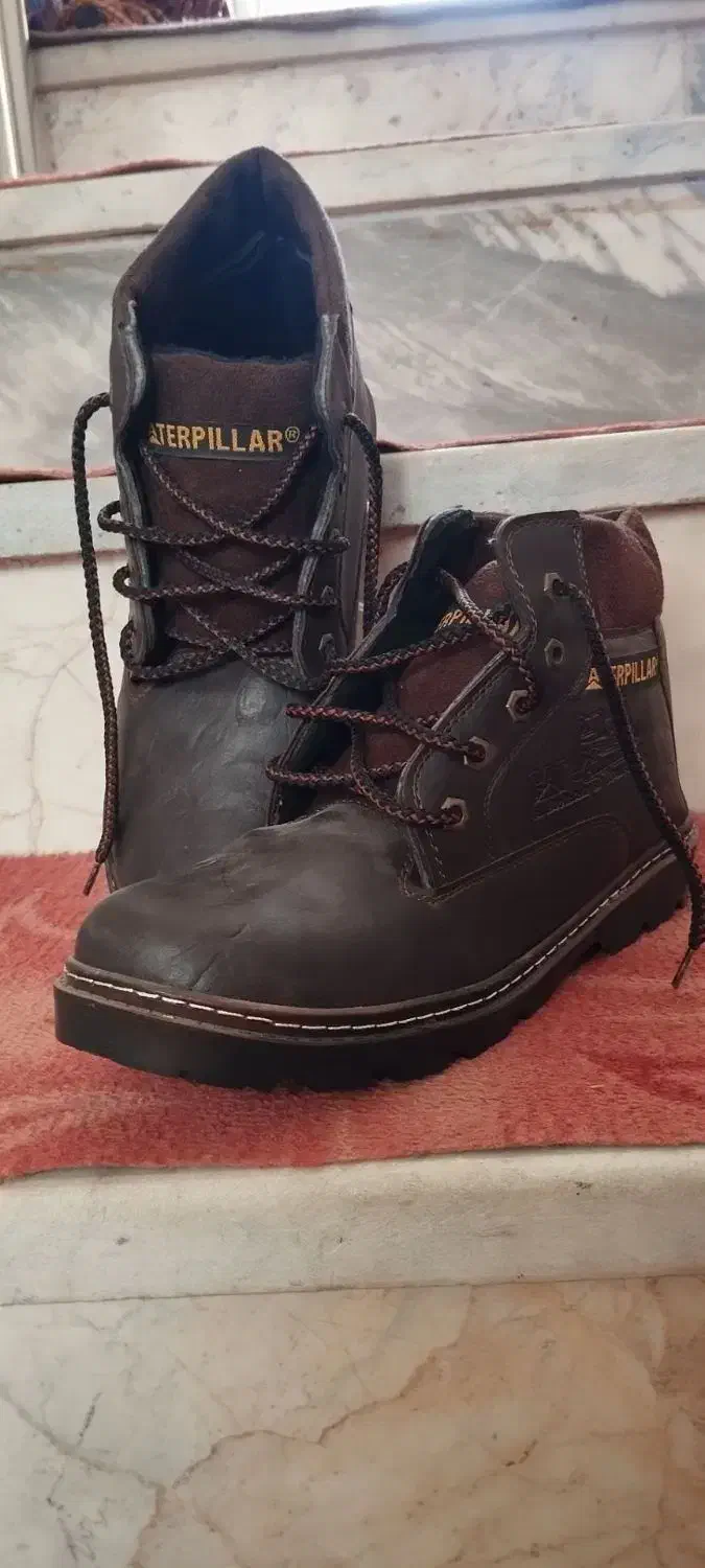 کفش کار|کیف، کفش، کمربند|قدس, شهرقدس|دیوار