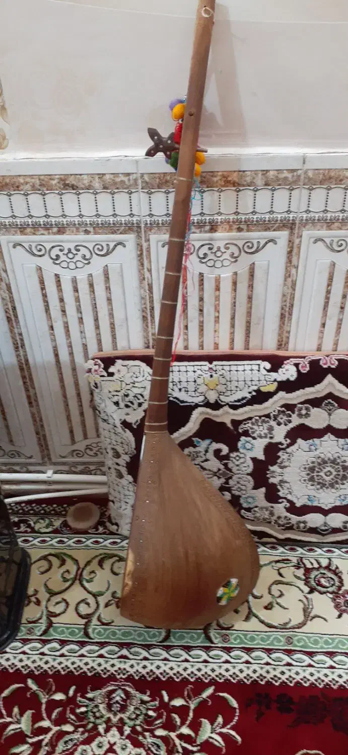 دوتار کاسه بزرگ استادی درجه یک به فروش میرسه|سازهای سنتی|سبزوار, قصبه غربی|دیوار