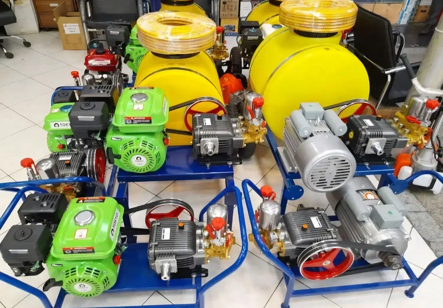 سمپاش فرغونی زنبه ای 200 لیتری پارکت وارداتی اصلی|ماشینآلات صنعتی|تهران, شهید رجایی|دیوار