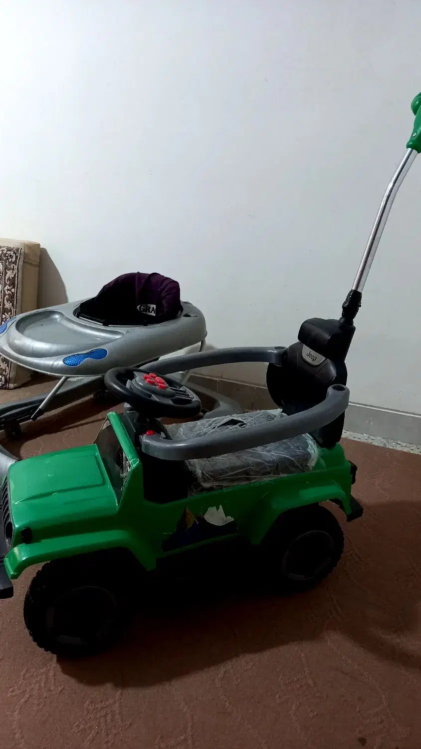 وسایل نوزادی|اسباب و اثاث بچه|ملایر, |دیوار