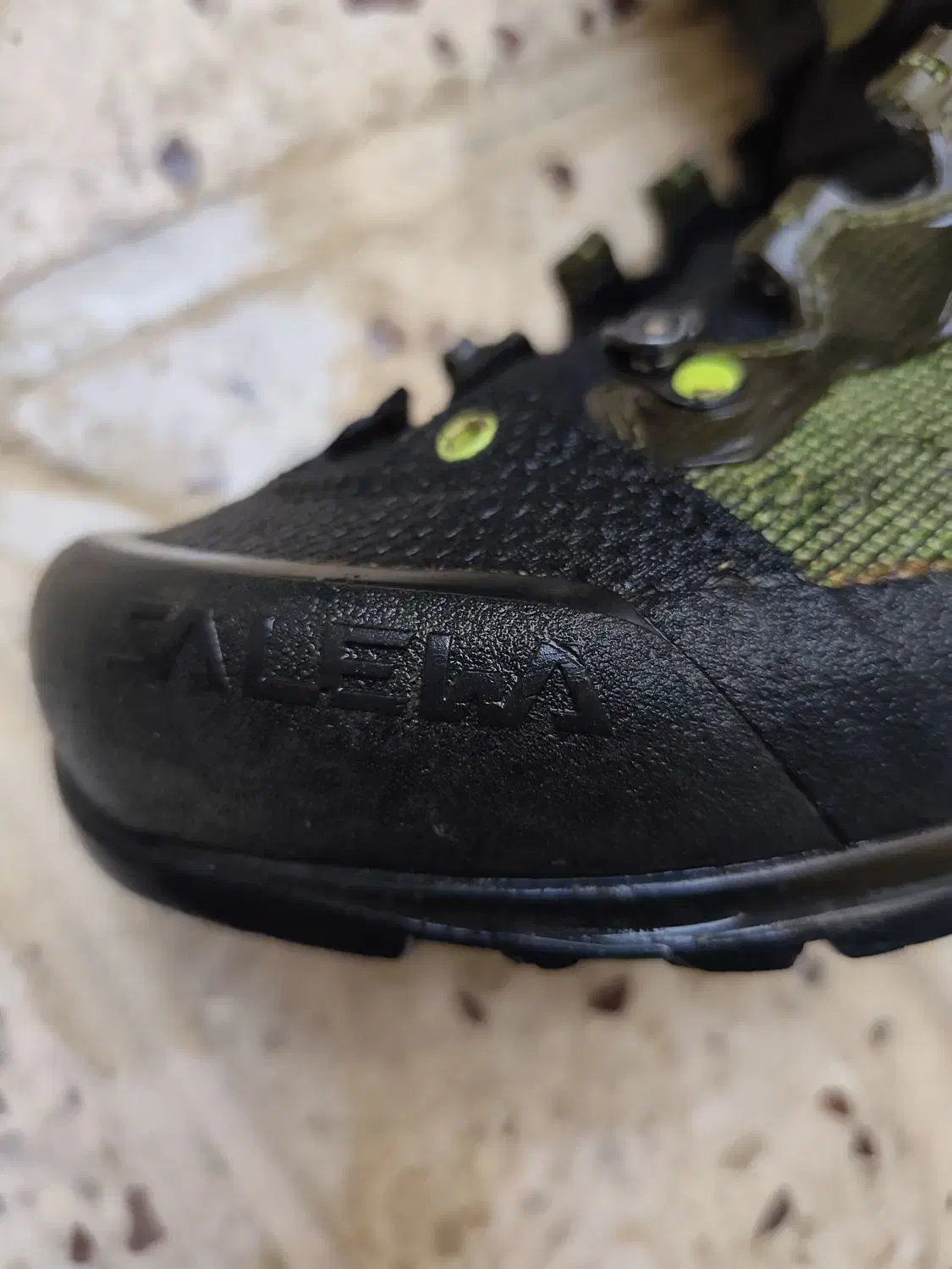 کفش کوهنوردی گورتکس اصل|کوهنوردی و کمپینگ|هشتگرد, هشتگرد قدیم|دیوار