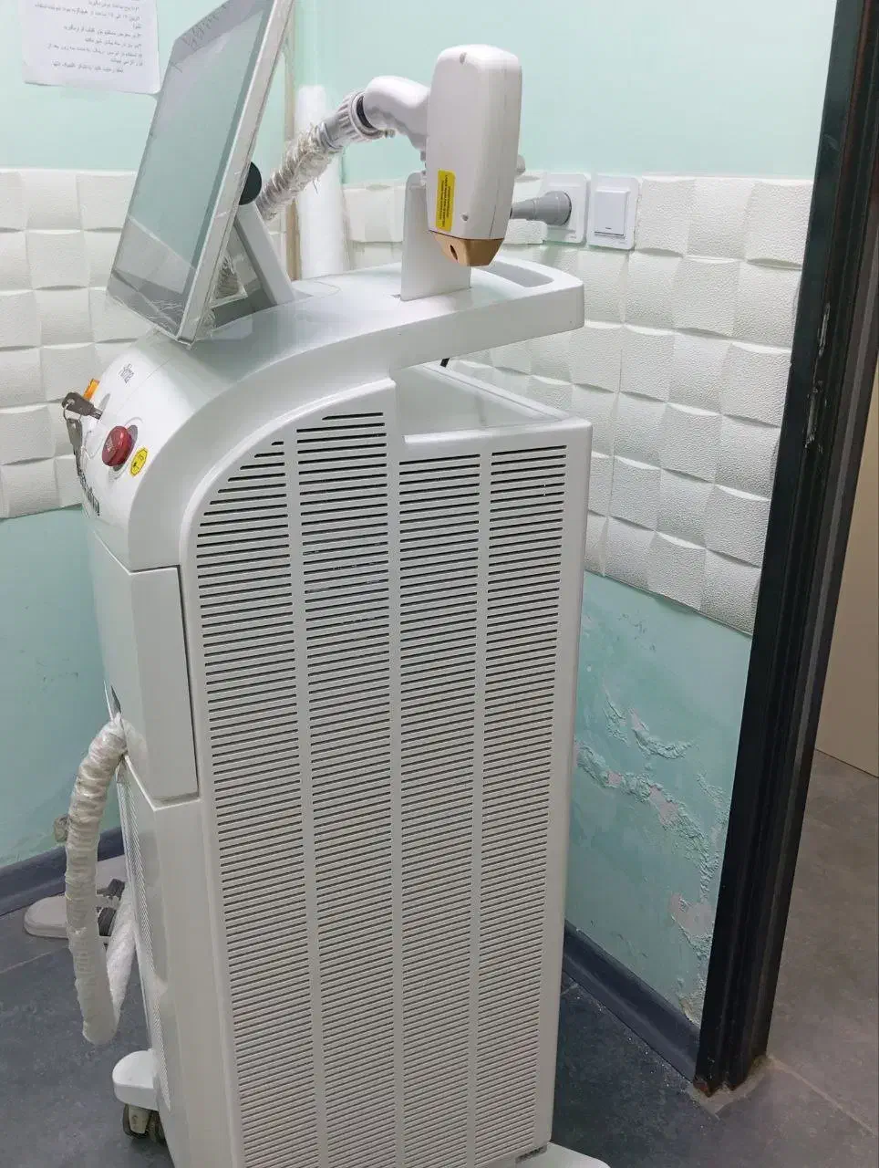 دستگاه لیزر suprano titanium 2022|پزشکی|کرج, حیدرآباد|دیوار