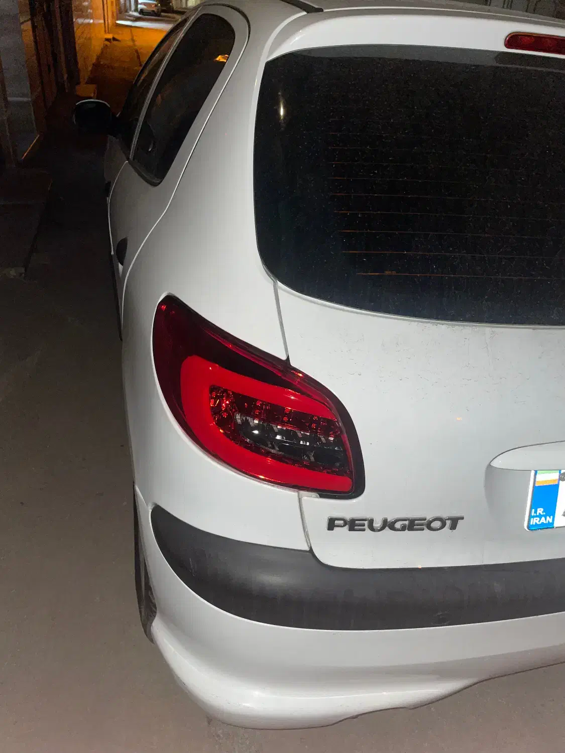 چراغ ۲۰۷ نو|قطعات یدکی و لوازم جانبی|ملایر, |دیوار