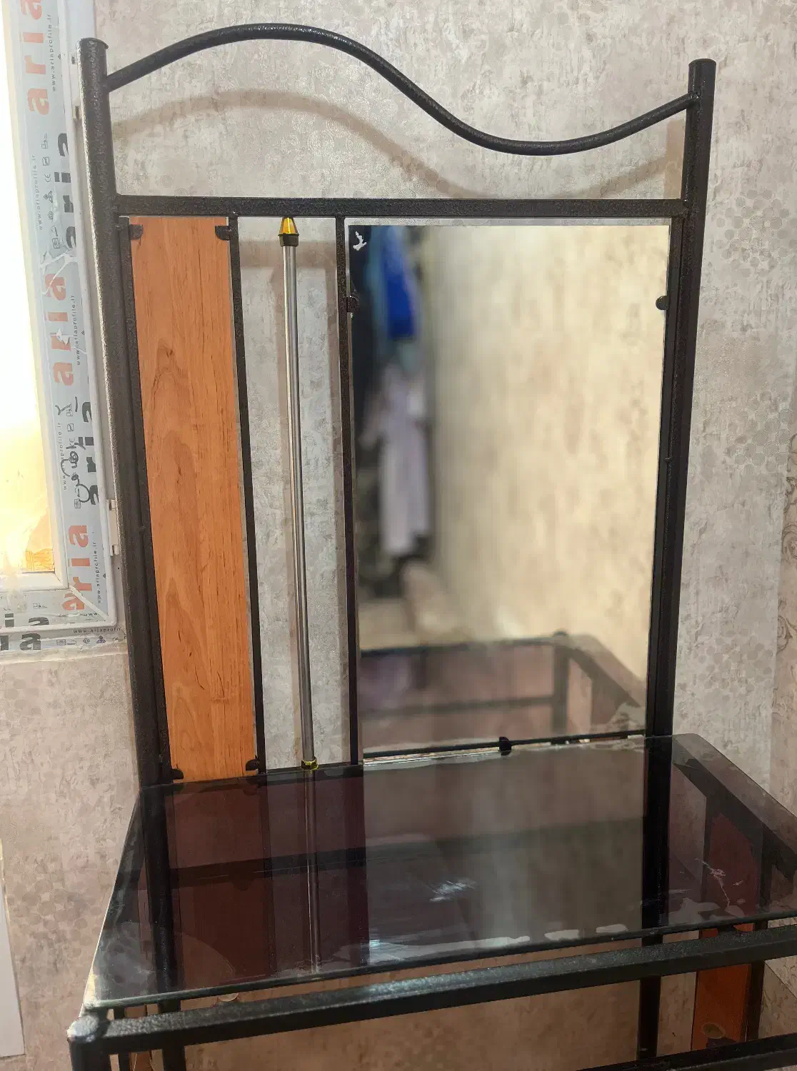 میز آرایشی|بوفه، ویترین، کنسول|بندرعباس, |دیوار