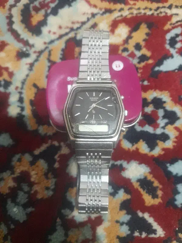 ساعت دوزمانه|ساعت|یزد, |دیوار