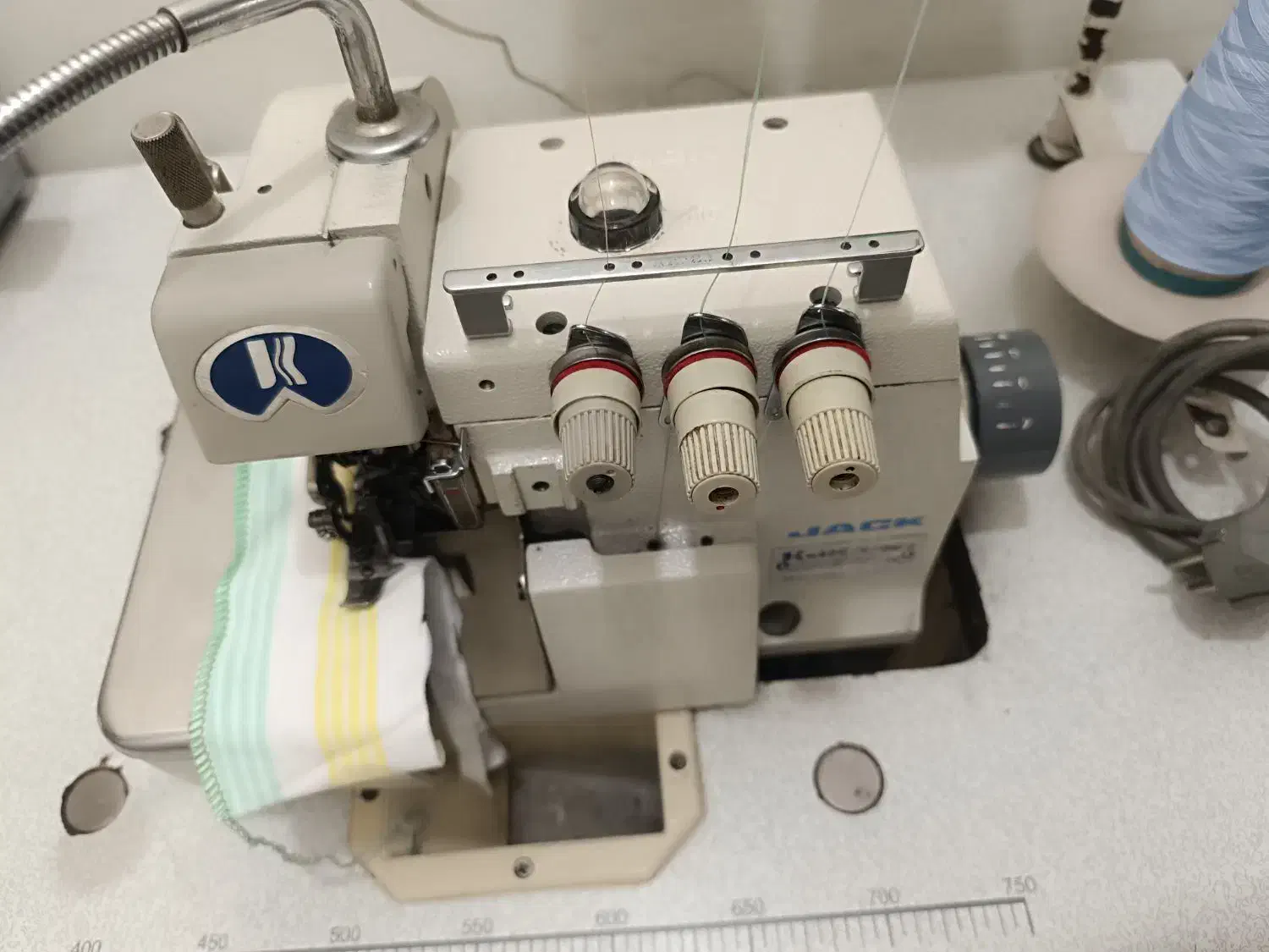 سردوز صنعتی جک سه نخ درجه یک|چرخ خیاطی و ریسندگی|محمدشهر, محمدشهر|دیوار