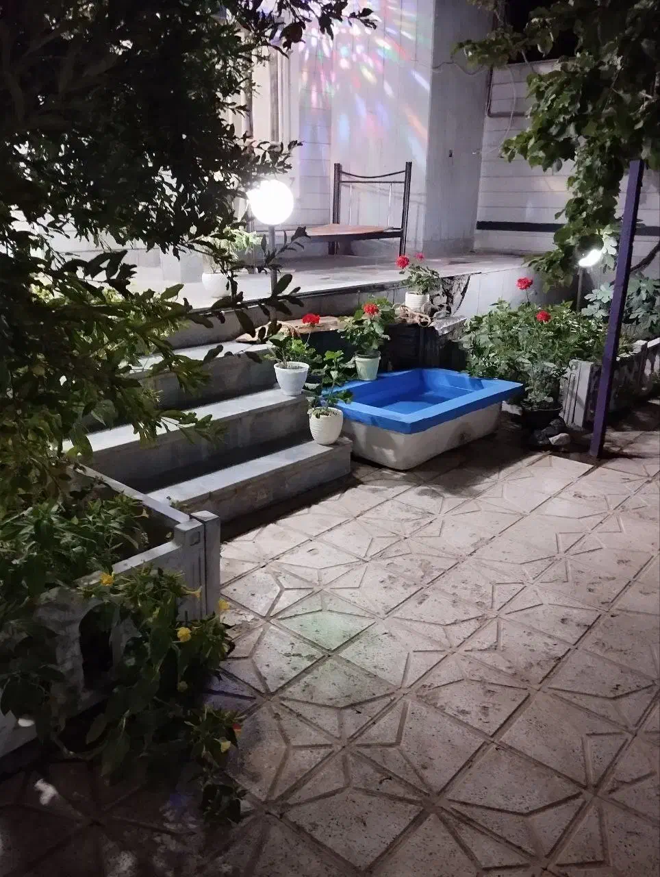 اجاره  سوئیت سوییت پارکینگ دار در شهر درود،دررود|اجارهٔ کوتاه‌مدت آپارتمان و سوئیت|نیشابور, کوی فرهنگیان|دیوار