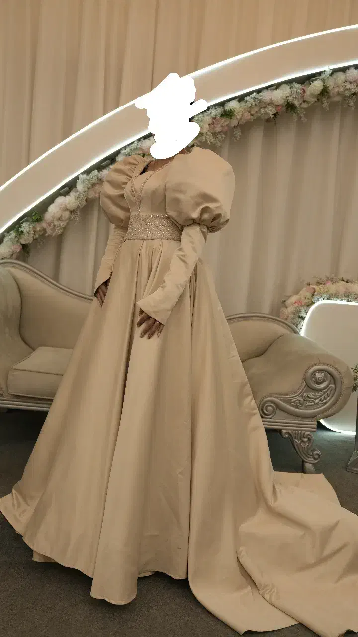 پیراهن مجلسی|لباس|آمل, |دیوار