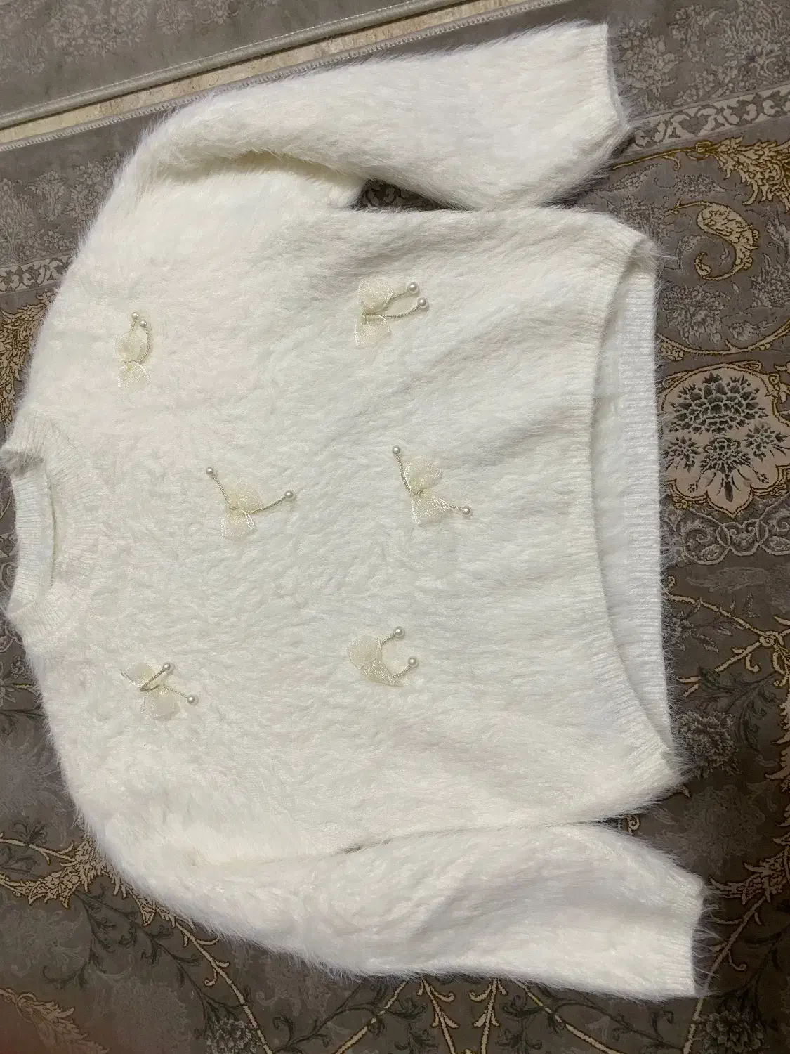 بافت موهر|لباس|رباطکریم, رباطکریم|دیوار