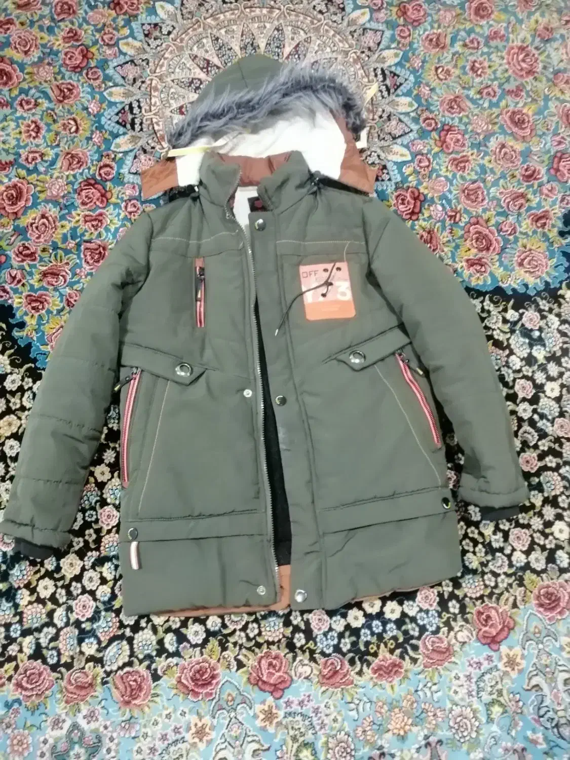 کاپشن|لباس|بجنورد, |دیوار