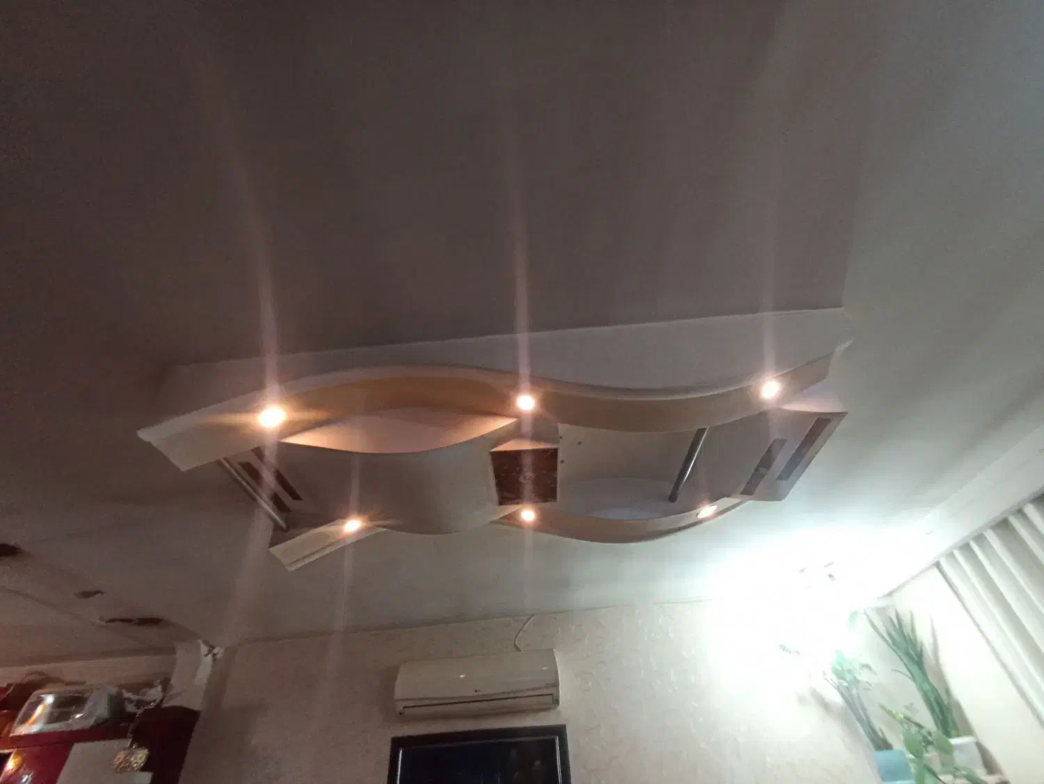 گل سقف|لوستر و چراغ آویز|مشهد, کارمندان دوم|دیوار