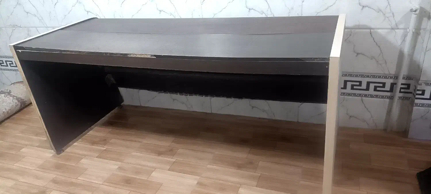 میز اداری|دفتر کار|سنندج, |دیوار