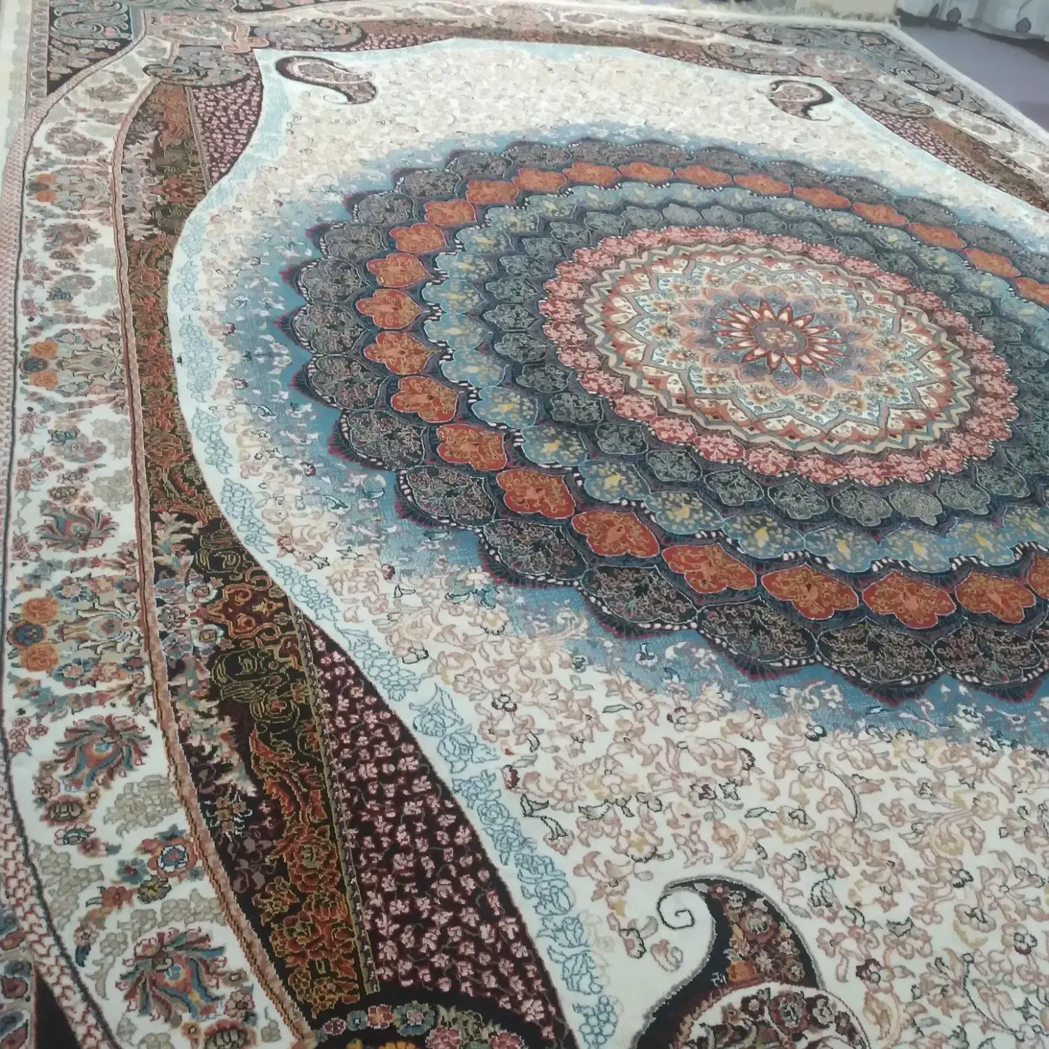 فرش ۱۲ متری|فرش|زنجان, |دیوار