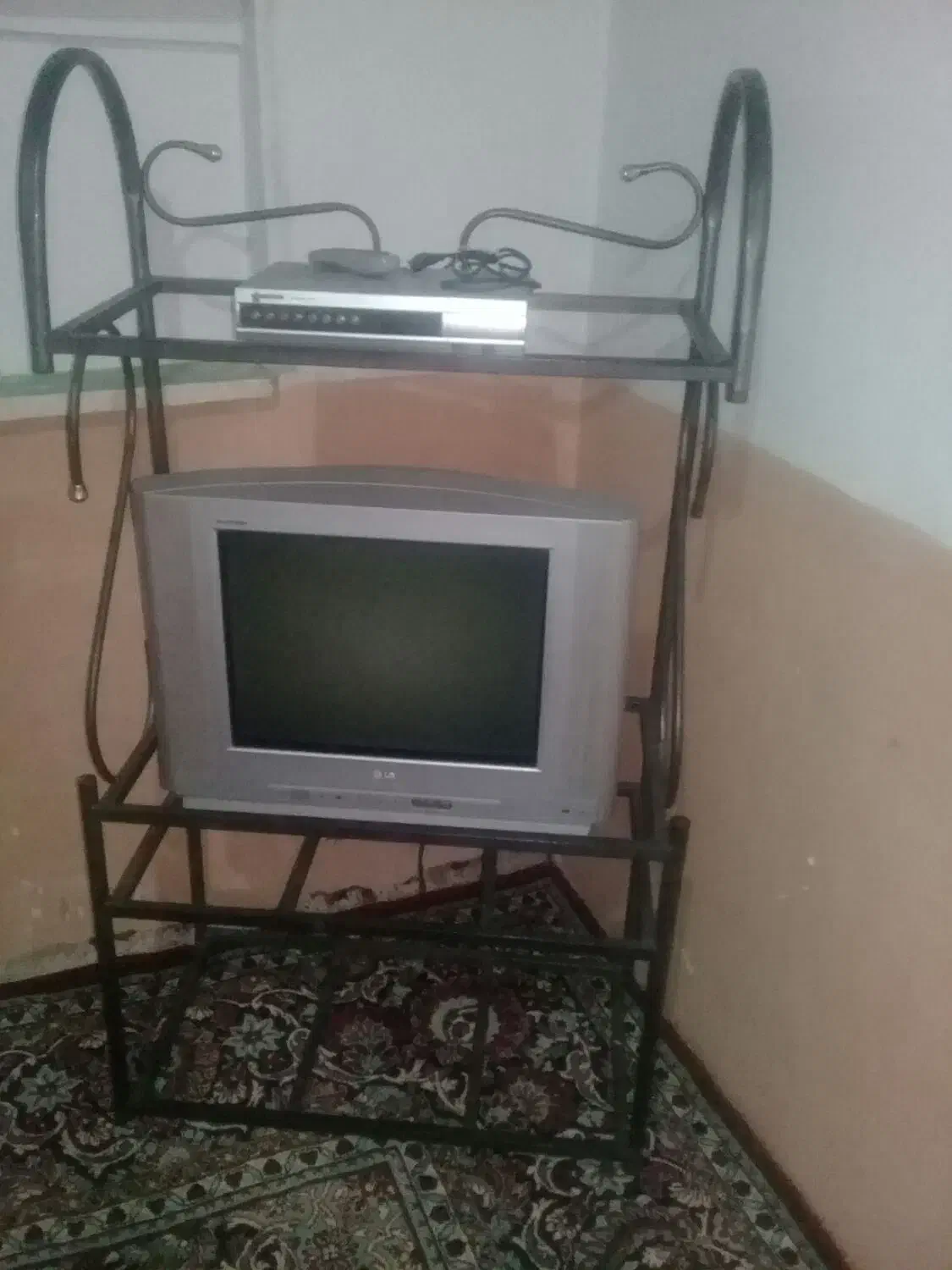 تلویزیون|تلویزیون و پروژکتور|بروجرد, |دیوار