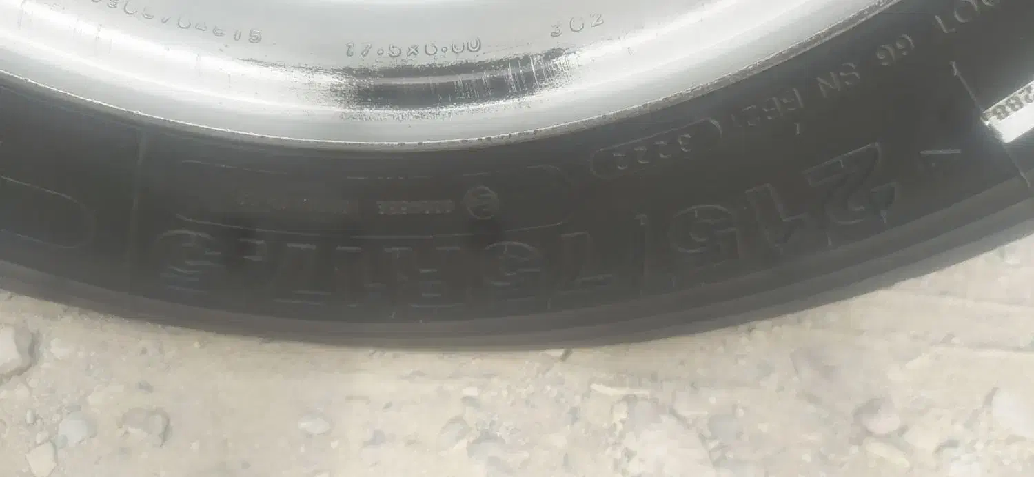 یک جفت لاستیک چینی در حد نو نو هشتاد درصد گل|قطعات یدکی و لوازم جانبی|پاکدشت, پاکدشت (مامازند)|دیوار